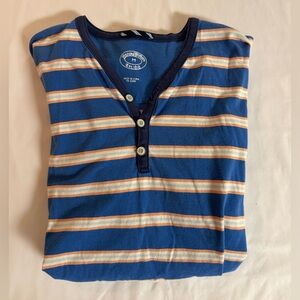 Brooks Brothers V Neck  T Shirt